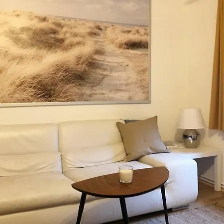 Gemuetliche Sanierte 1 Mit Privatem Parkplatz Im Zentrum