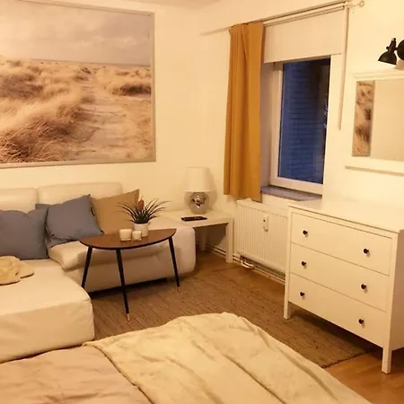 Apartment Gemuetliche Sanierte 1 Mit Privatem Parkplatz Im Zentrum Kiel