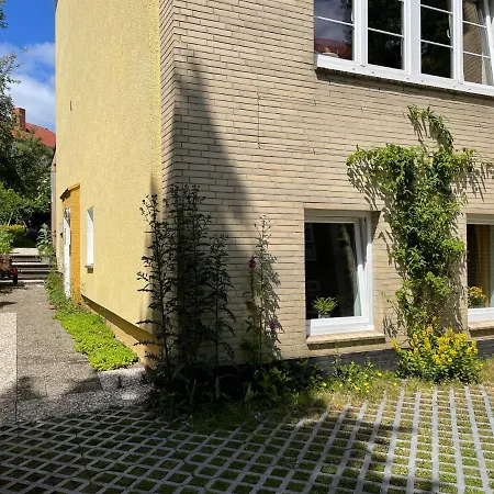 Gemuetliche Sanierte 1 Mit Privatem Parkplatz Im Zentrum